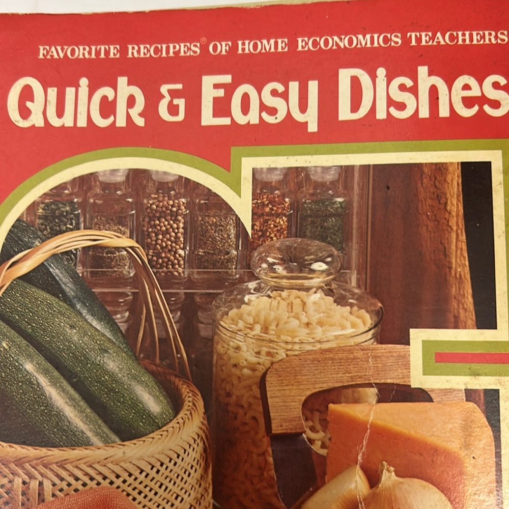 Favorite Recipes Cookbook - Picture 2 of 8